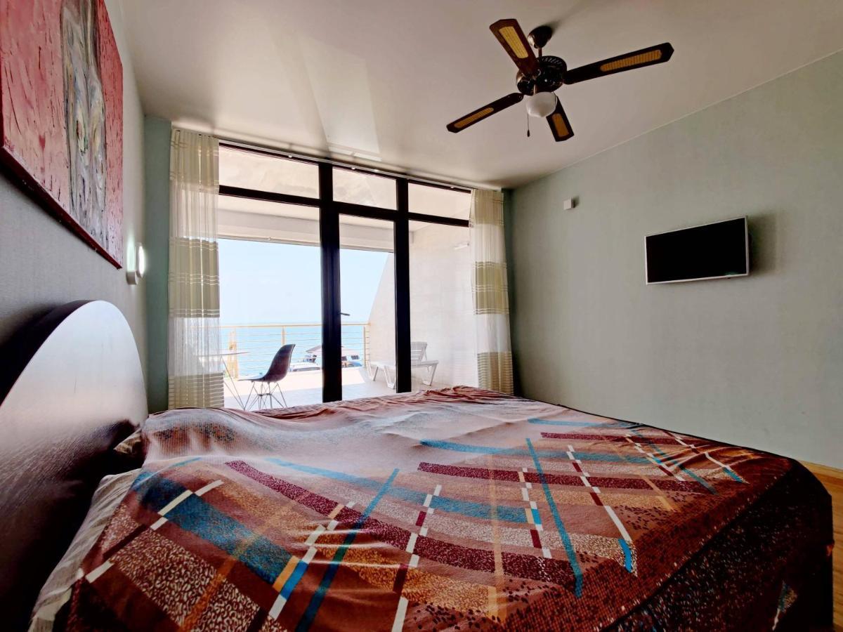 Vip Apartments Sovinion Odessza Kültér fotó