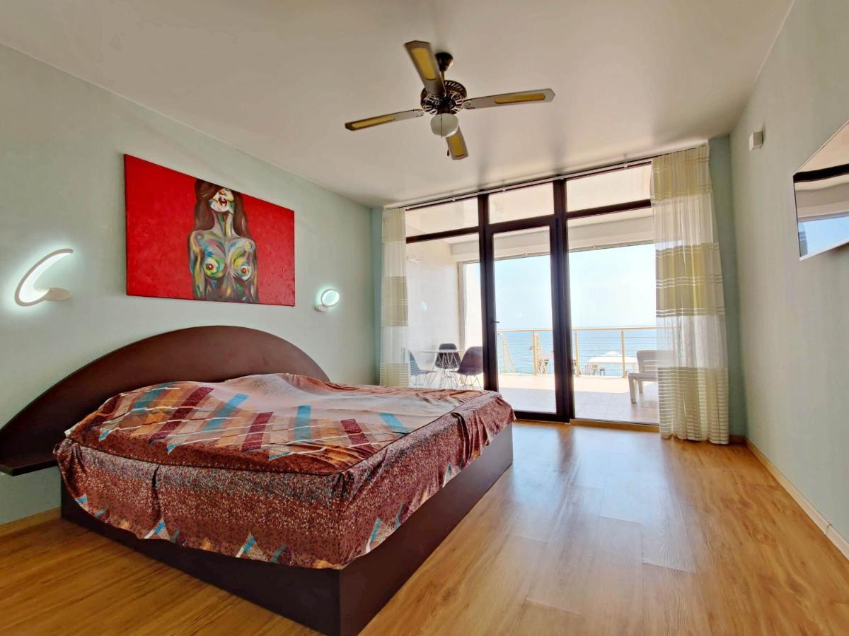 Vip Apartments Sovinion Odessza Kültér fotó