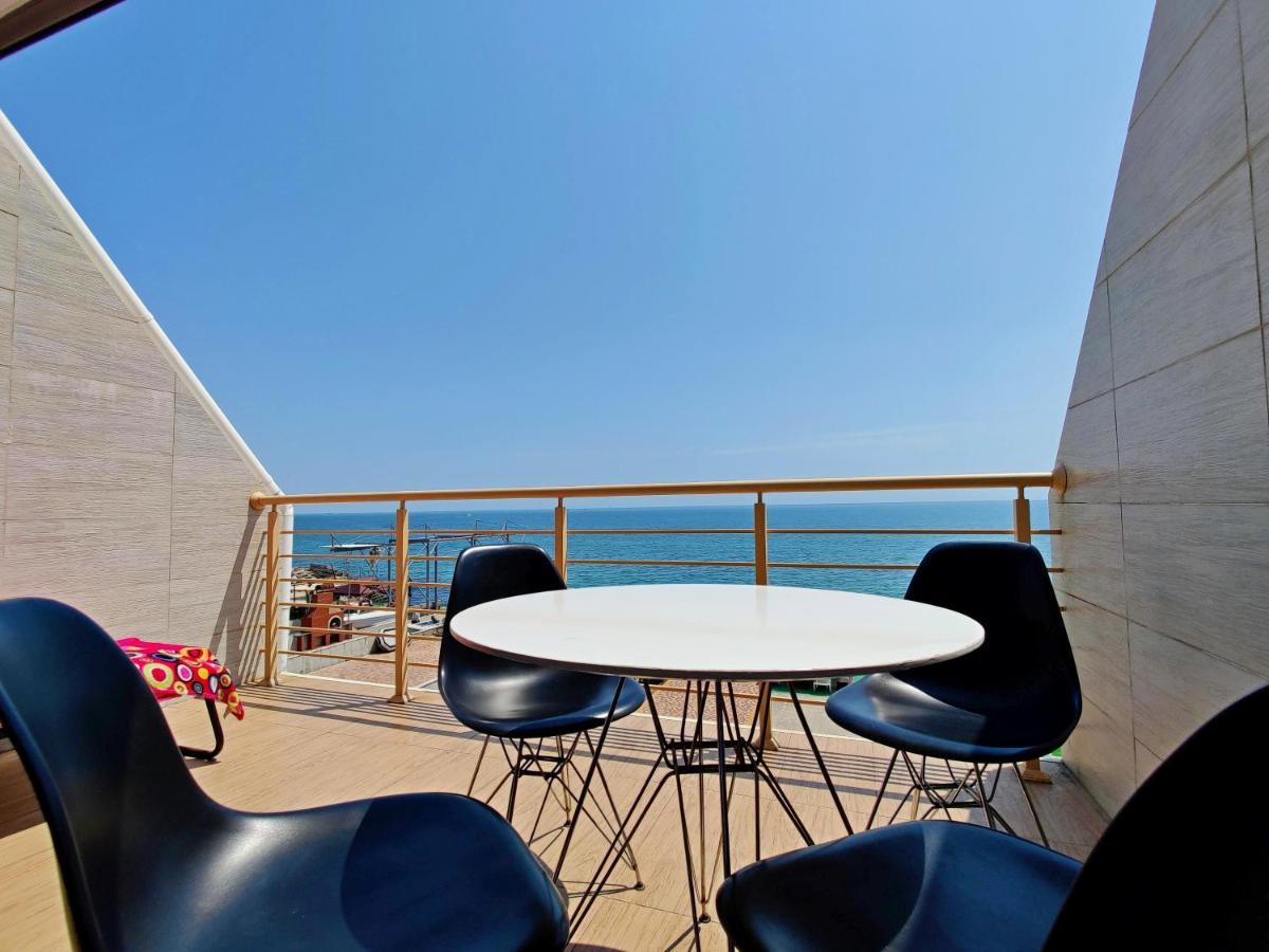Vip Apartments Sovinion Odessza Kültér fotó